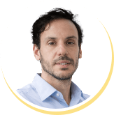Mounir Bouakkaz, coach spécialisé dans la peur de la conduite